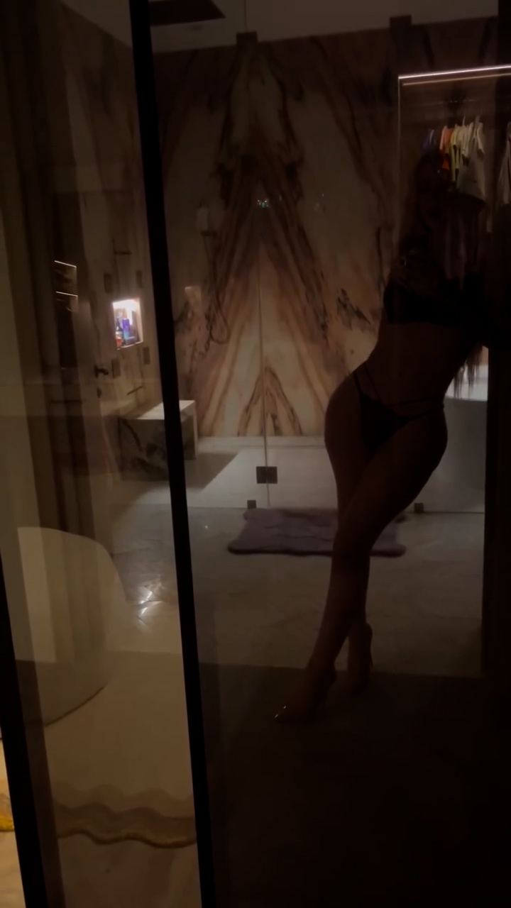 Iggy Azalea Slutty cam girl video Onlyfans trend leaked