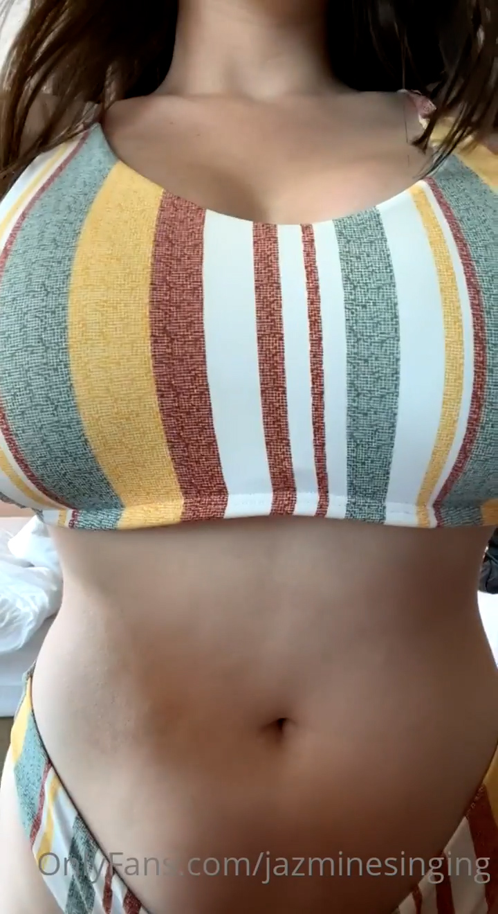 Jazminesinging Onlyfans leaked – Sexy with her erotic body
